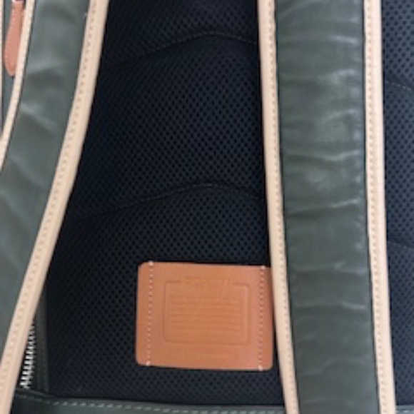 Coach LEATHER Bookbag! - Picture 2 of 9